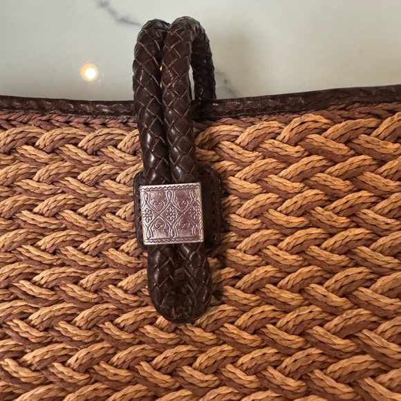 Brighton woven straw crossbody bag. - Picture 3 of 10